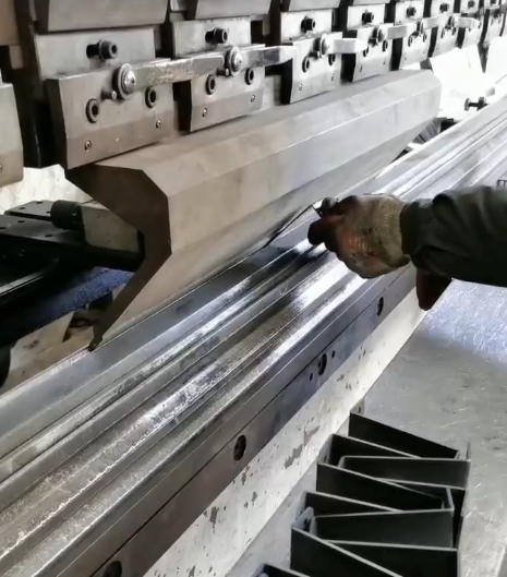 精密钣金加工焊接夾具怎麽調角度